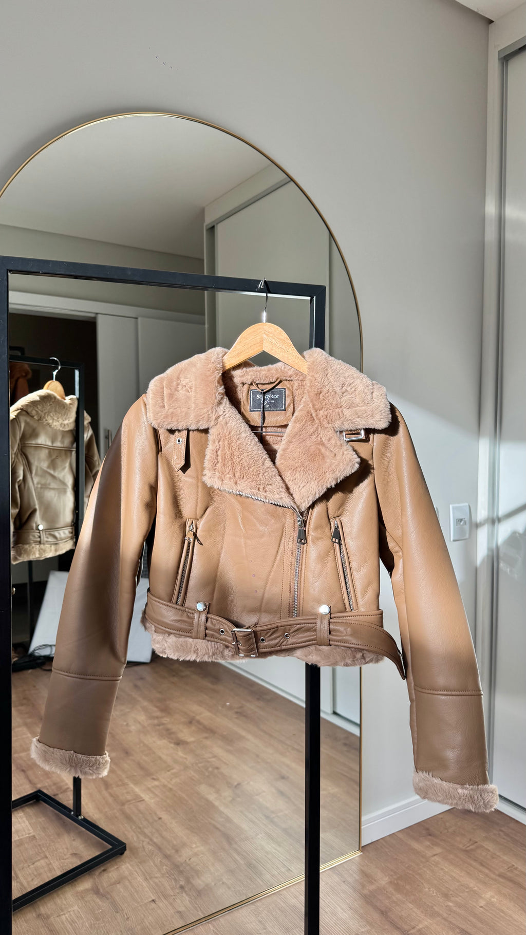 Jaqueta Aviador Luxe – atitude e sofisticação em cada detalhe
